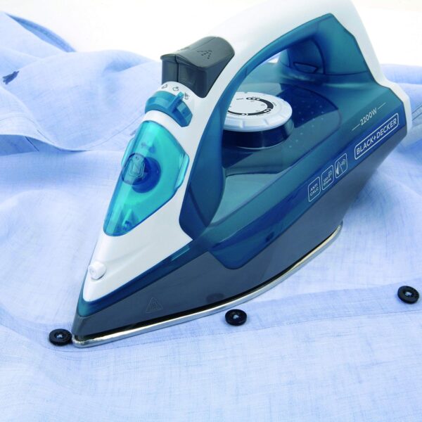 Ferro da stiro BLACK&DECKER Piastra in acciaio inox 2200 Watt colore Blu cod: BXIR2200E - immagine 4
